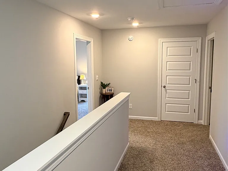 1620 Rosemary Park — Photo 29