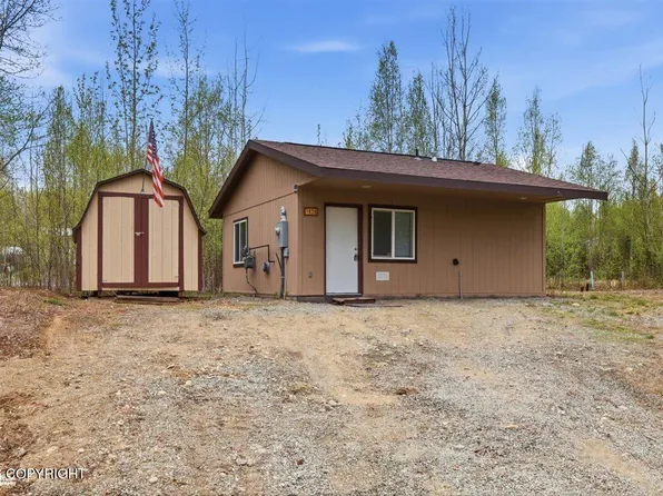 1636 N Beaver Lake Rd, Wasilla, AK 99623