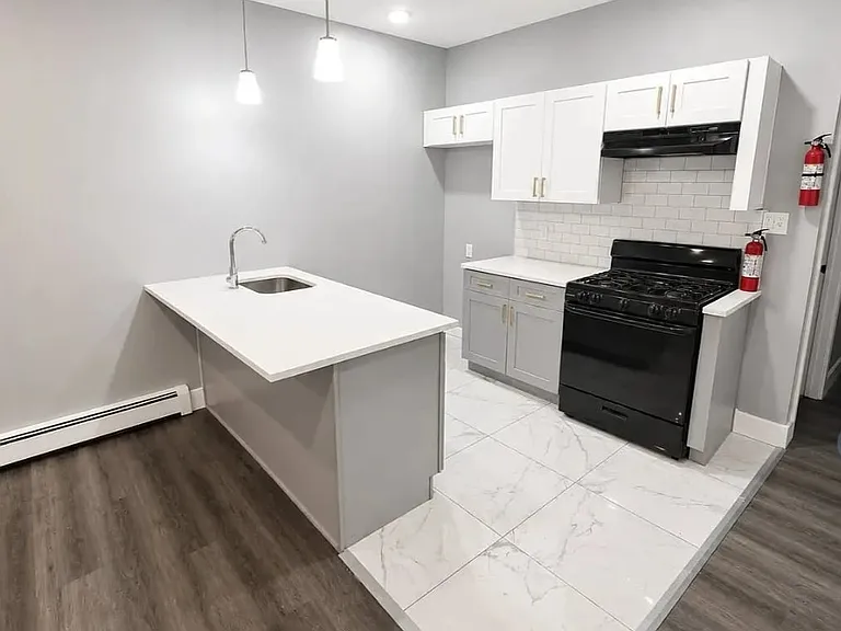 808 Clinton Ave #1G — Photo 1