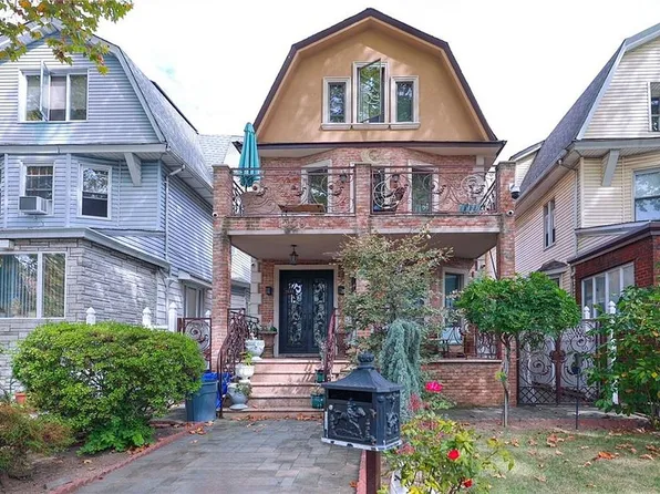 1559 Bay Ridge Pkwy, Brooklyn, NY 11228