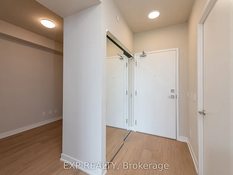 10 Deerlick Ct #505 — Photo 12
