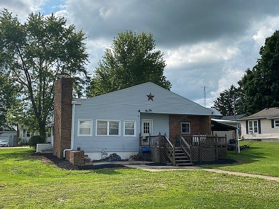 5th image of 472 Wine St