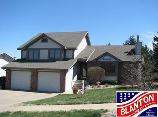 1754 Kings Rd, Manhattan, KS 66503