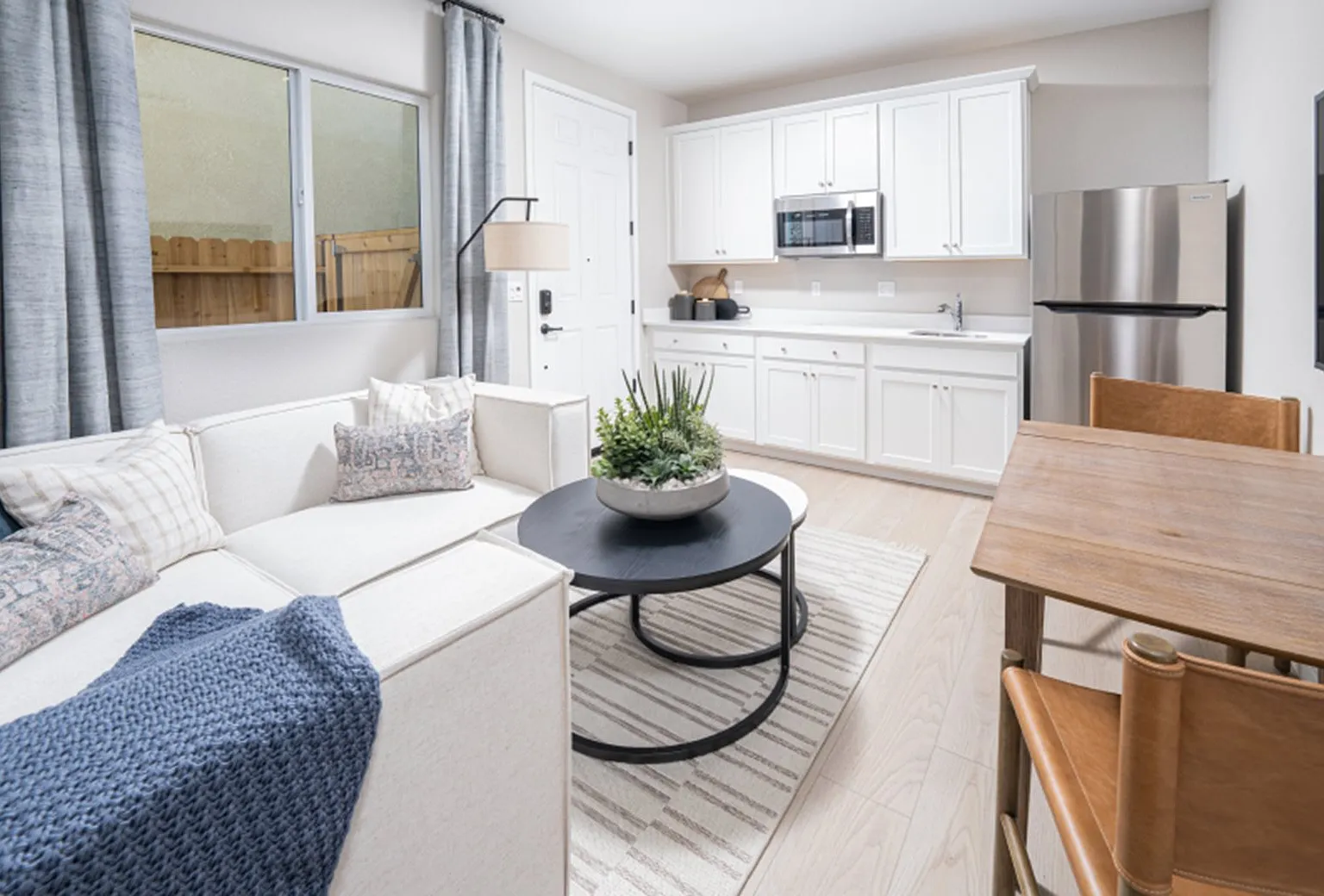 1 bed, 550 sqft, $1,400 — Photo 2