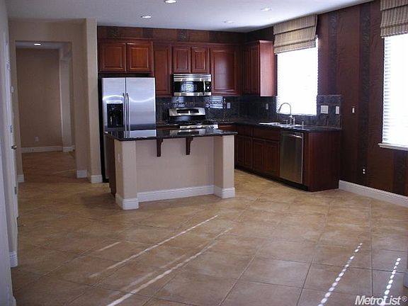 4th image of 5345 Cottage Cove Dr