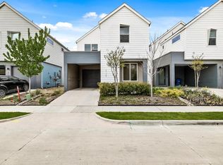 2115 N Willomet Ave, Dallas, TX 75208