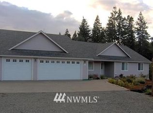 16613 Vail Loop SE, Rainier, WA 98576