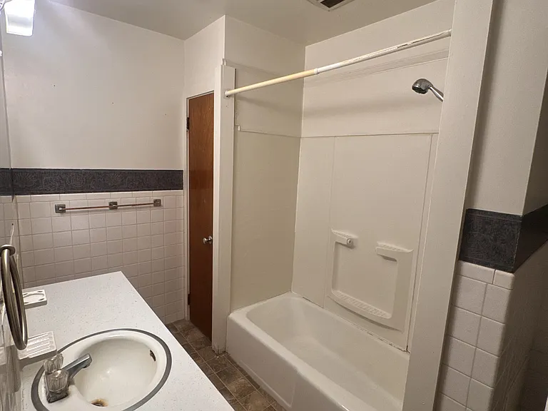 143 S Main St #C — Photo 8