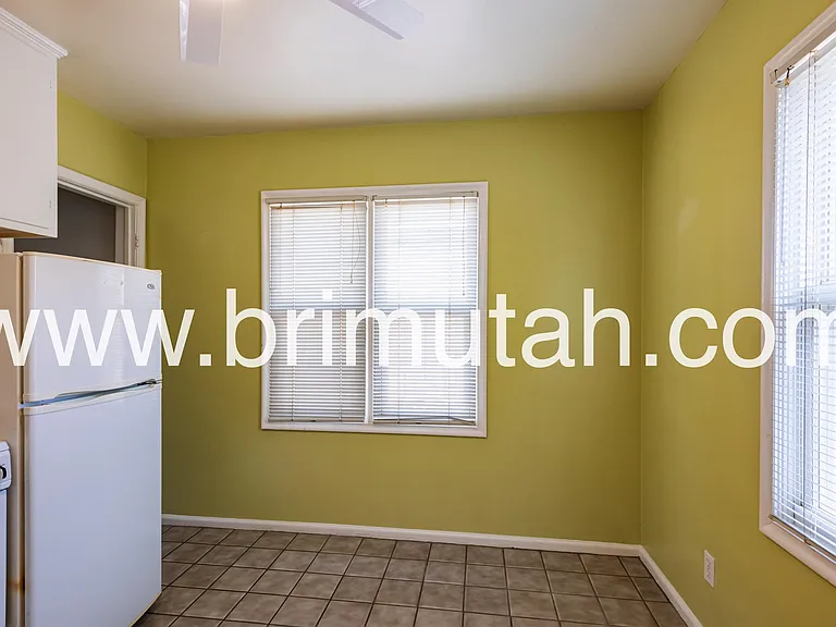 2364 E Redondo Ave — Photo 6