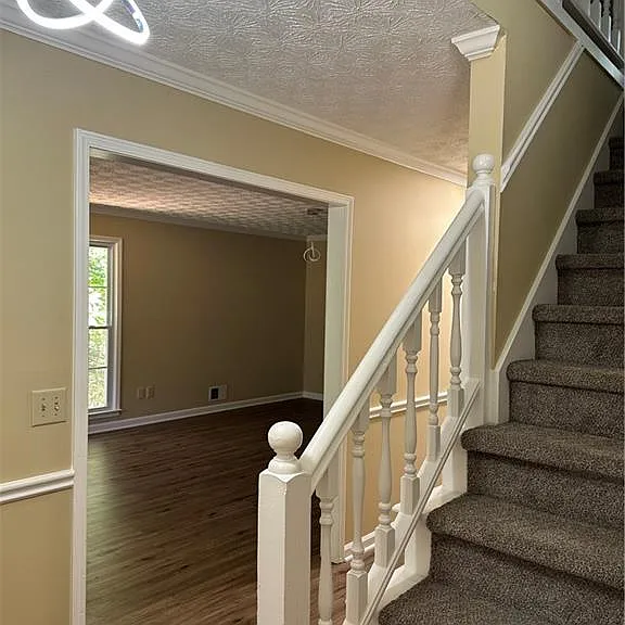 3305 Maple Ridge Ct — Photo 6