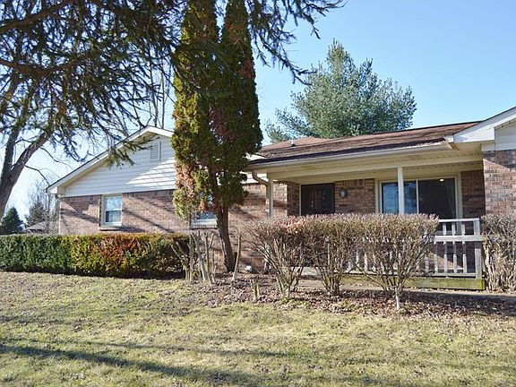 2nd image of 90 N Milford Dr