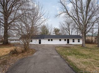 1464 Slate Run Rd, New Albany, IN 47150