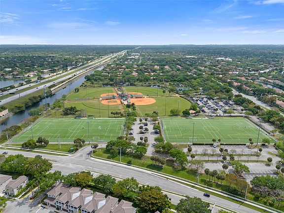 5th image of 10502 NW 57th Street #10502