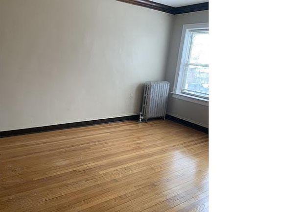 2nd image of 5959 S Sacramento Ave #3
