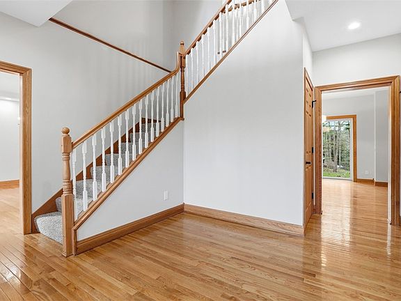 5th image of 5653 Meridian Rd