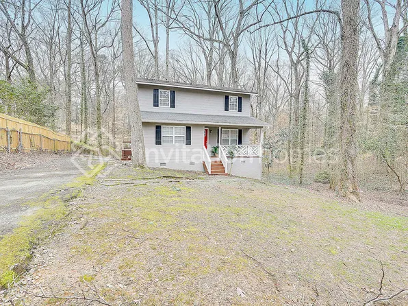 5484 Pine Dr SW, Mableton, GA 30126