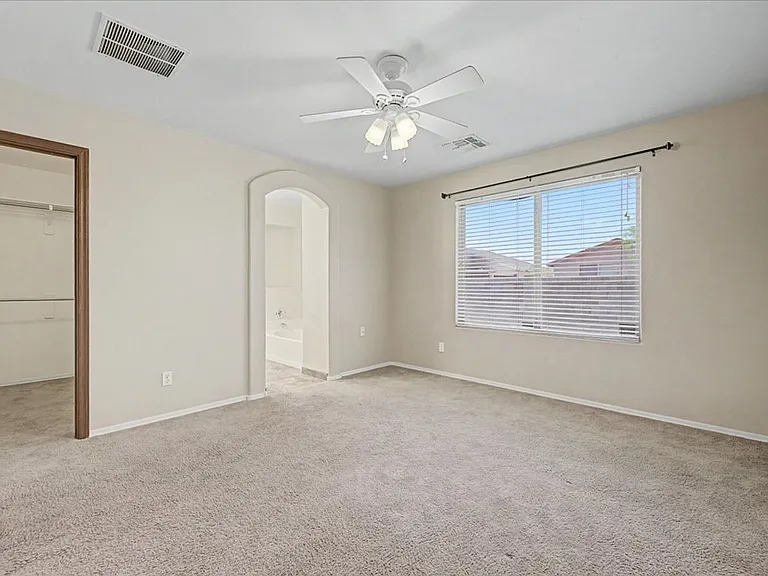 10451 E Vashon St — Photo 21