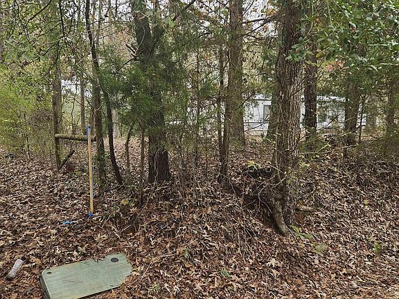 4th image of 644 County Road 1519