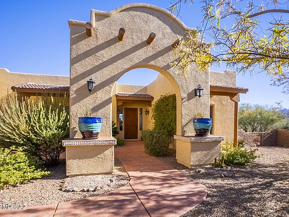 3rd image of 205 Charro Ct