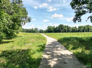 2 Howe Xing, Festus, MO 63028