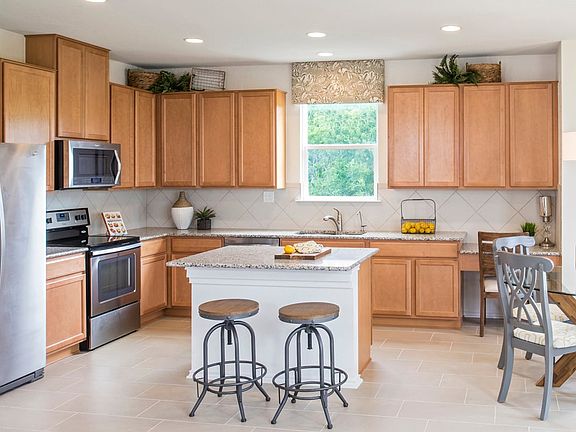 Plan 2708 Kitchen as modeled at The Overlook at Medio Creek