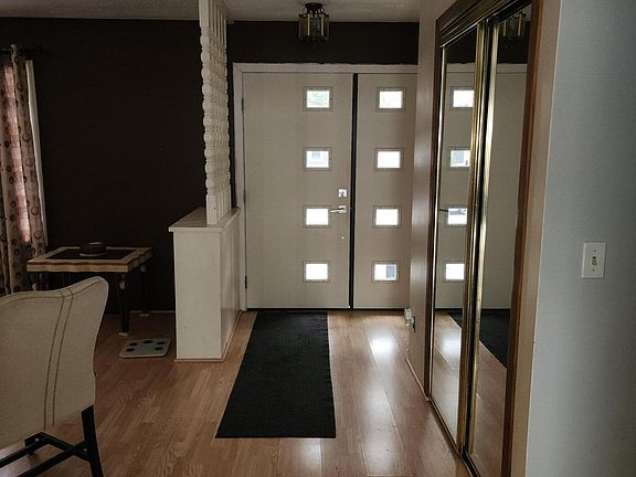 2nd image of 1119 Ivanhoe Dr