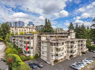 9951 Lake Washington Blvd NE APT 11, Bellevue, WA