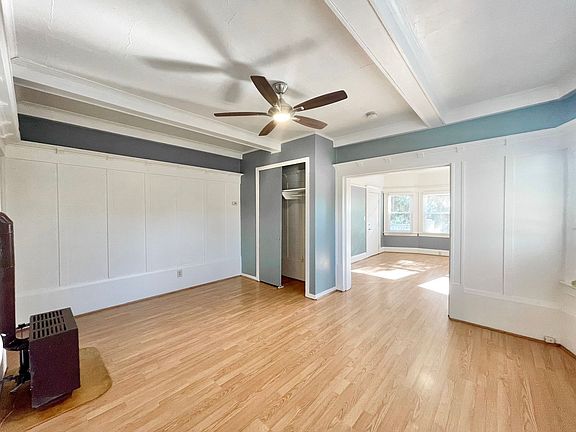 4th image of 1901 G St APT 05