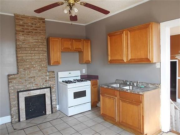 2nd image of 8300 Oleander St