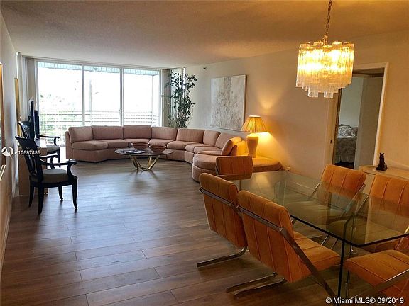2nd image of 625 Oaks Dr APT 502