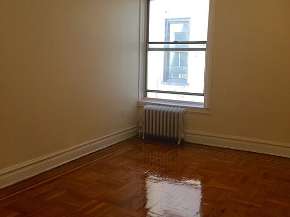 3rd image of 225 Parkside Ave APT 3A