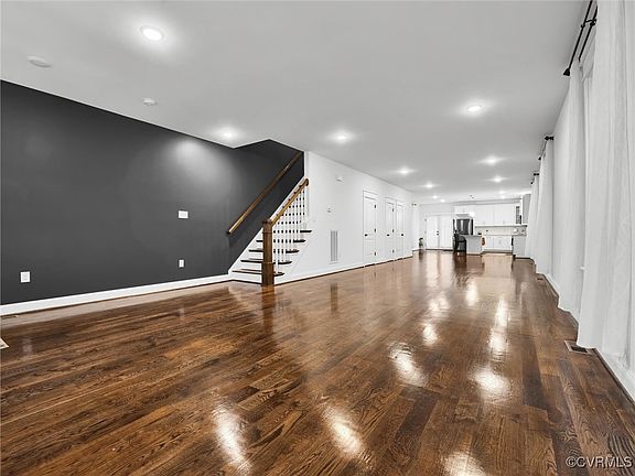 5th image of 716 Chimborazo Blvd