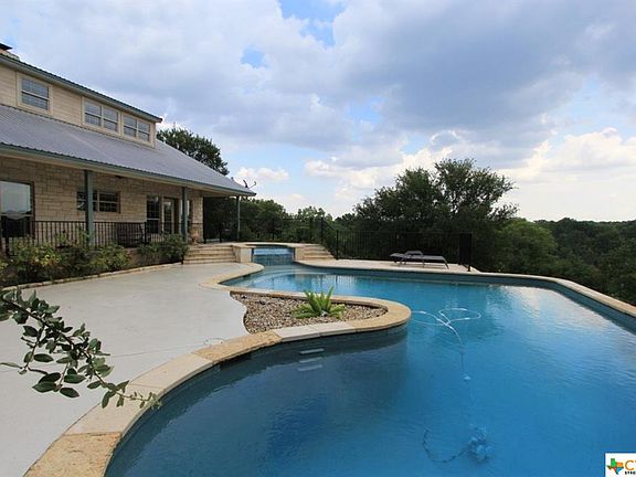 2nd image of 201 W Creek Dr
