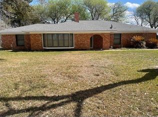 557 County Road 194, Hallettsville, TX 77964
