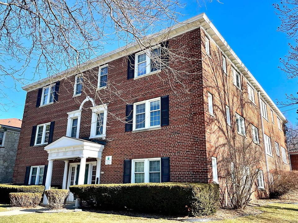 1st image of 4272 N Wilson Dr APT 201