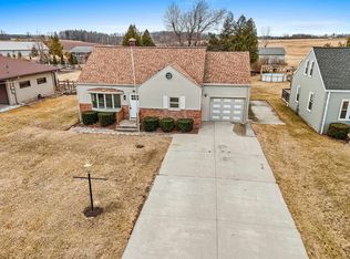 311 S Packer Dr, Manitowoc, WI 54220