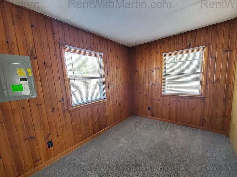 812 E End Ave — Photo 13