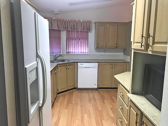 2nd image of 4202 La Verde Dr #4202
