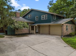 1156 Warren Dr, Wilmington, OH 45177