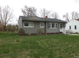 517 Gardner Ave, Clawson, MI 48017