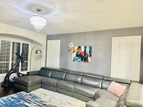 2nd image of 3109 Bans Crown Blvd