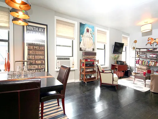 Sold by Sotheby's International Realty | media 10