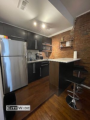 3rd image of 469 W 57th St APT 4A