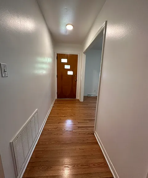 9519 Walkers Ferry Rd — Photo 13
