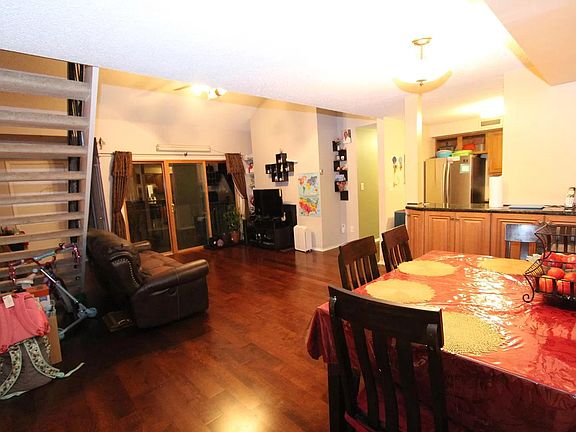 5th image of 516 Aspen Dr
