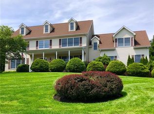 122 Duke Dr, Carmel, NY 10512