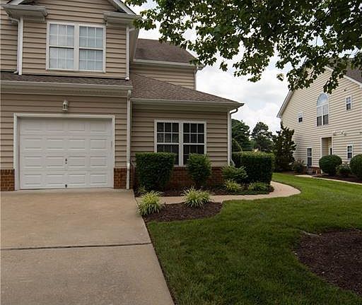 3rd image of 12407 Carnoustie Ln #0