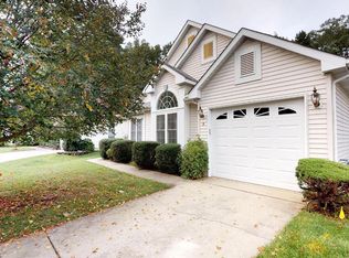 8 Clyde Sq, Jackson, NJ