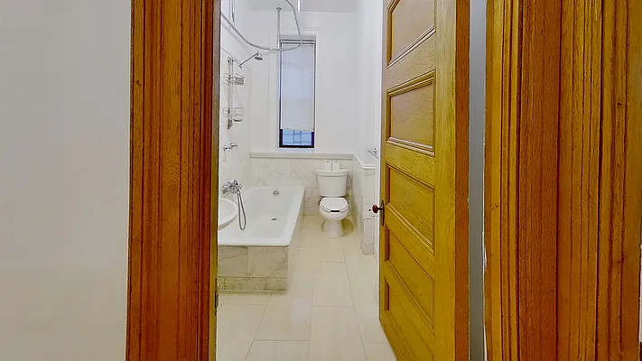 Rented by Oxford Property Group | media 13