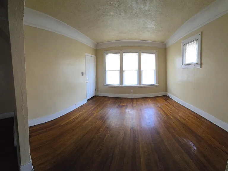 2310 Pasadena St #1-L — Photo 3
